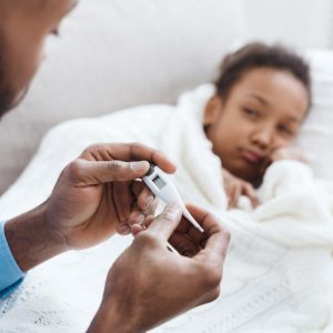 symptômes du coronavirus chez les enfants : ce que les parents doivent savoir