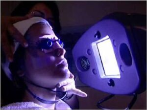 Photothérapie par LED : quels sont les risques ?