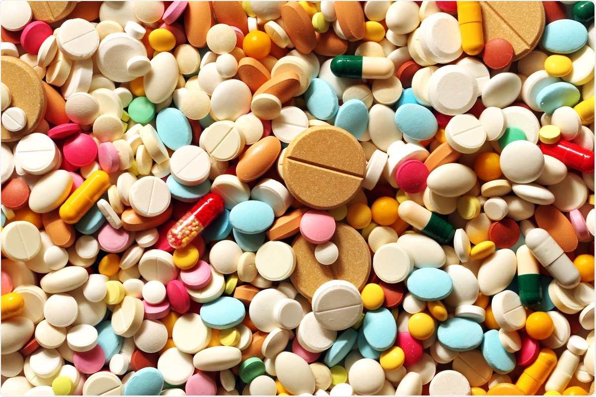 Étude: Les criblages de médicaments multicycles en matrice identifient des inhibiteurs chimiques à action large pour la réutilisation contre le SRAS-CoV-2.  Crédit d'image: Pavel Kubarkov / Shutterstock