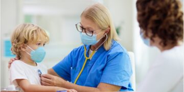 Study: SARS-CoV-2 antibodies started to decline just four months after COVID-19 infection in a paediatric population. Image Credit: FamVeld / Shutterstock