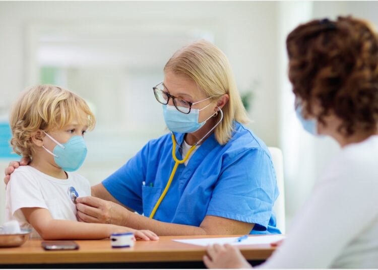 Study: SARS-CoV-2 antibodies started to decline just four months after COVID-19 infection in a paediatric population. Image Credit: FamVeld / Shutterstock