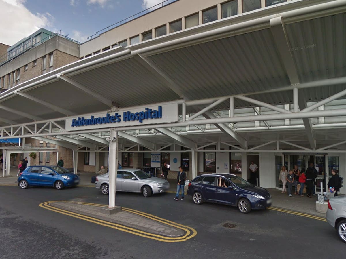Patient en santé mentale maintenu dans une ambulance à l'extérieur de l'hôpital pendant plus de 12 heures