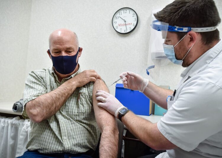 Le Montana déclare seulement interdire les exigences en matière de vaccins pour les employés