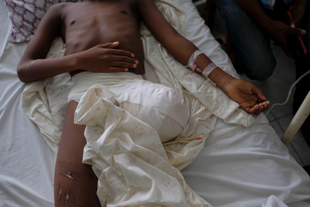 Blessé en Haïti séisme à haut risque d'infection, amputation
