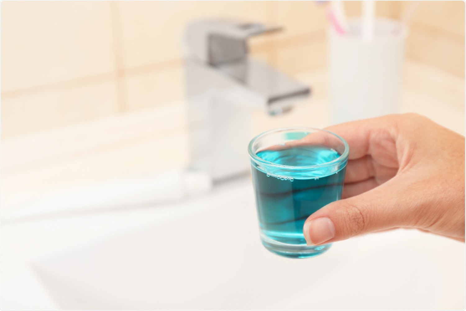 Study: Virucidal activity of CPC-containing oral rinses against SARS-CoV-2 variants and are active in the presence of human saliva. Image Credit: New Africa / Shutterstock