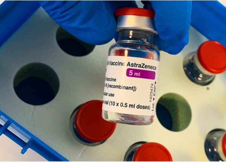 Study: The impact of pausing the Oxford-AstraZeneca COVID-19 vaccine on uptake in Europe: a difference-in-differences analysis. Image Credit: cortex-film/ Shutterstock