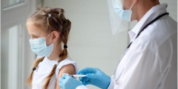 Les arguments en faveur de la vaccination des enfants de moins de 12 ans contre le COVID-19