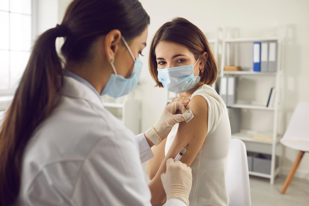 Efficacité des stratégies de vaccination de rappel COVID-19 dans les populations partiellement vaccinées
