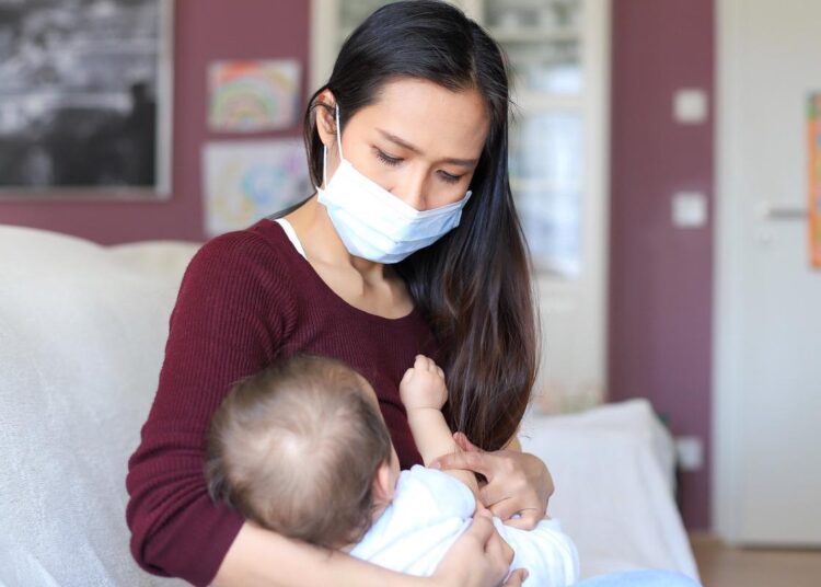 Study: Neurodevelopmental outcomes at one year in offspring of mothers who test positive for SARS-CoV-2 during pregnancy. Image Credit: Onjira Leibe/Shutterstock