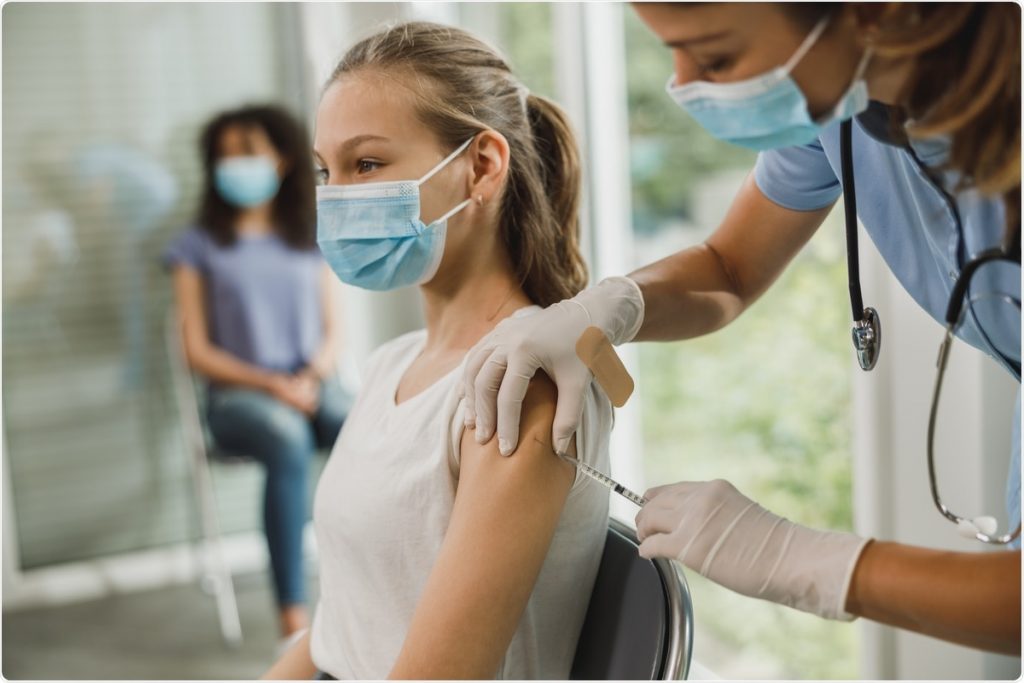 La vaccination par ARNm du COVID-19 chez les enfants est-elle associée à un syndrome hyper-inflammatoire multisystémique ultérieur ?