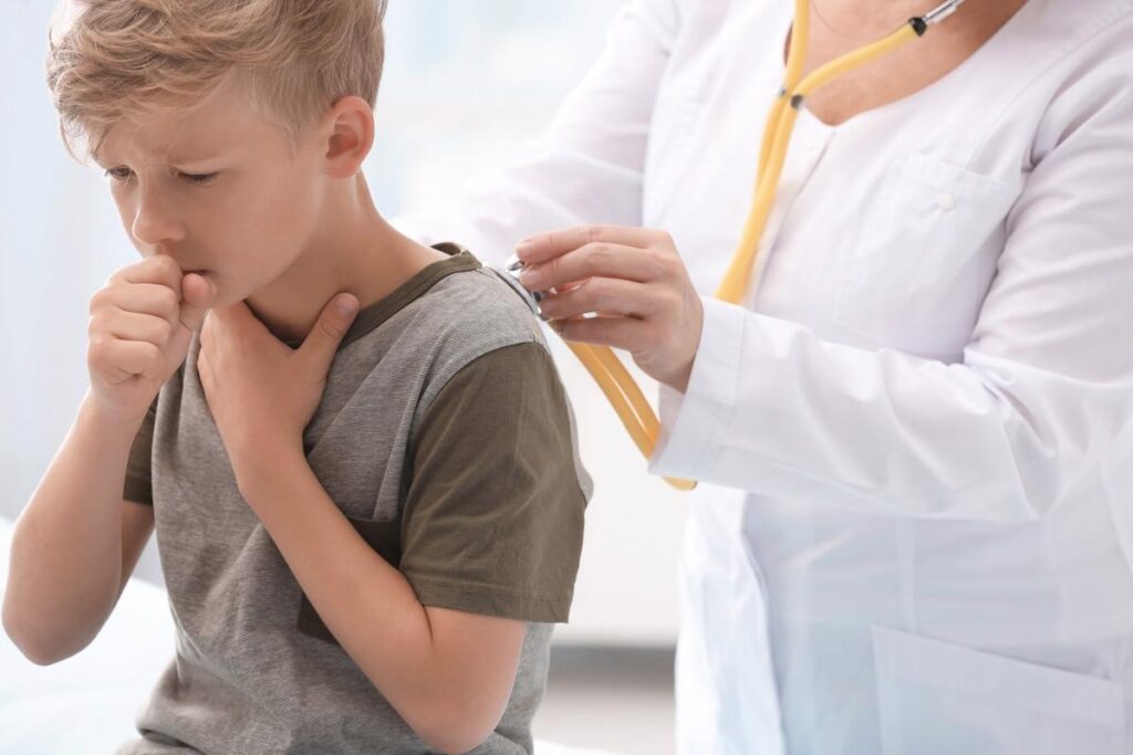 Study: Very Low Incidence of SARS-CoV-2, Influenza and RSV but High Incidence of Rhino-, Adeno- and Endemic Coronaviruses in Children With Acute Respiratory Infection in Primary Care Pediatric Practices During the Second and Third Wave of the SARS-CoV-2 Pandemic. Image Credit: New Africa/Shutterstock