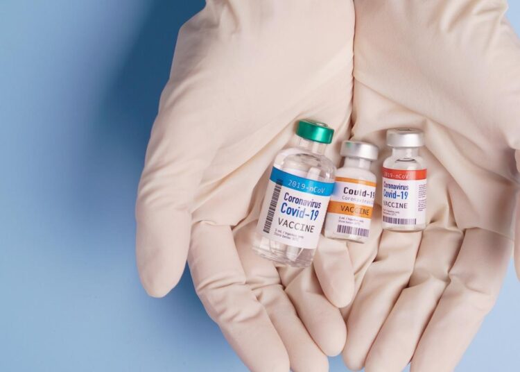 Study: Effectiveness of 3 COVID-19 Vaccines in Preventing SARS-CoV-2 Infections, January–May 2021, Aragon, Spain. Image Credit: myboys.me/Shutterstock