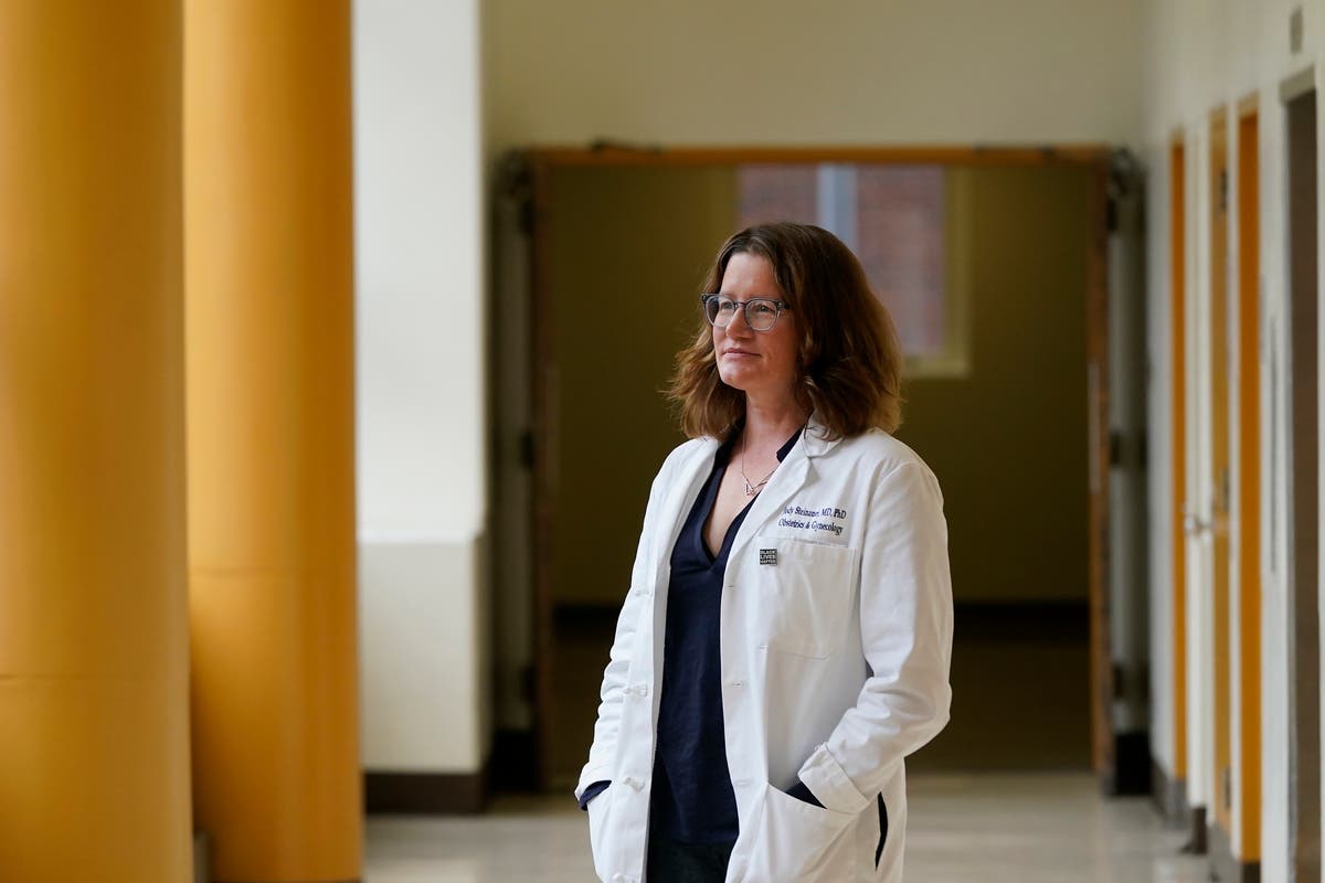 Au milieu de la menace des droits à l'avortement, les OB-GYN se font plus entendre avec leur soutien