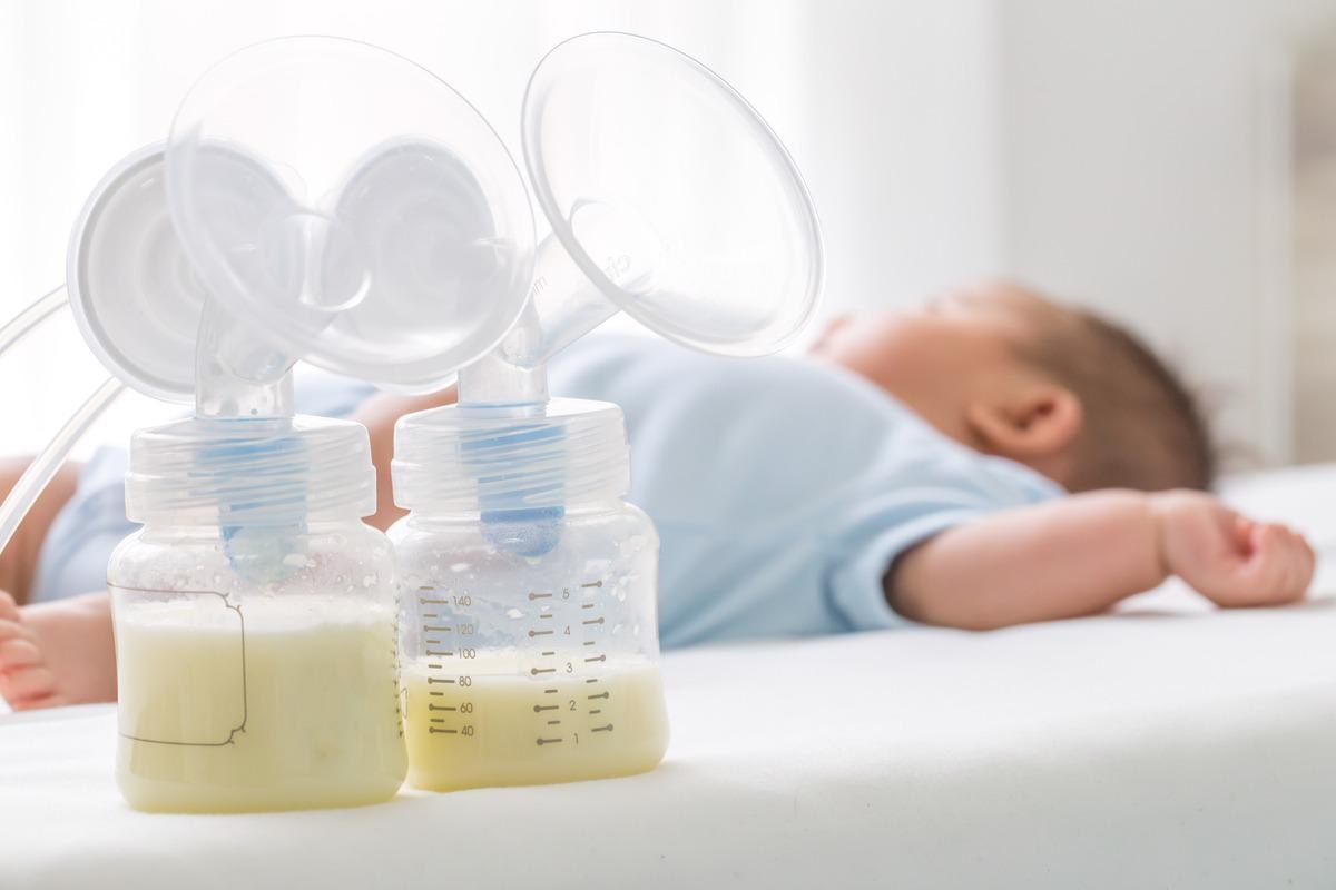 Les anticorps SARS-CoV-2 dans le lait maternel restent après la pasteurisation de Holder