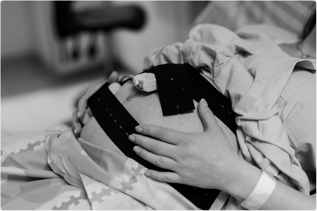 Study: Treatment with Anti-SARS-Cov-2 Monoclonal Antibodies in Pregnant and Postpartum Women: First Experiences in Florence, Italy. Image Credit: Evgeniy pavlovski / Shutterstock.com
