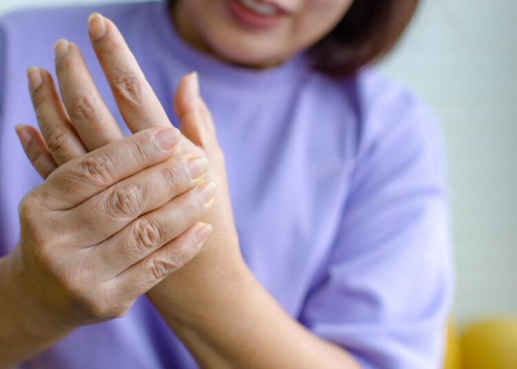 Study: Guillain-Barré syndrome and SARS-COV2 coronavirus. Vaccinate or get infected with COVID? What poses less risk? Image Credit: Bangkok Click Studio / Shutterstock