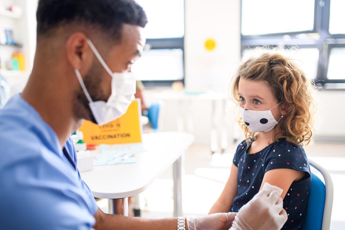 Study: Safety of COVID-19 Vaccination in US Children Ages 5–11 Years. Image Credit: Halfpoint/Shutterstock