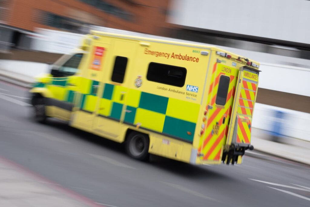 Les services du NHS en alerte noire alors que les hôpitaux ont du mal à stocker les médicaments