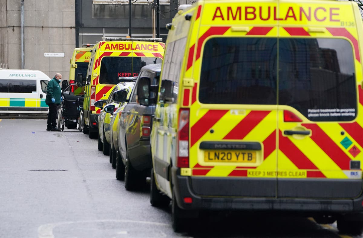 Le NHS a «rompu» sa promesse au public concernant le service d'ambulance