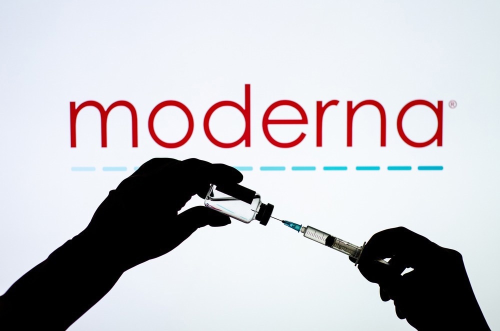 Study: Comparative COVID-19 Vaccine Effectiveness Over Time in Veterans. Image Credit: Lutsenko_Oleksandr / Shutterstock.com