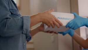 Comment obtenir vos médicaments sans vous déplacer ?