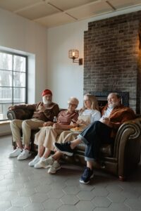 Pourquoi la structure des "EHPAD" a un rôle essentiel pour les seniors en perte d’autonomie
