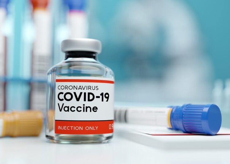 Study: Heterogeneity in vaccinal immunity to SARS-CoV-2 can be addressed by a personalized booster strategy. Image Credit: solarseven/Shutterstock