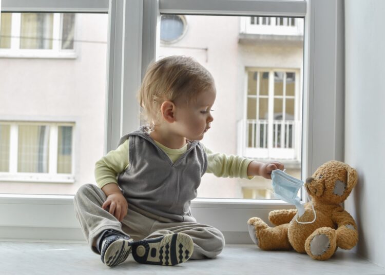 Study: Prevalence of SARS-CoV-2 infection in neonates born to mothers or relatives with COVID-19. Image Credit: Aron M/Shutterstock