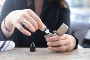 Comment fonctionne une cigarette électronique ?