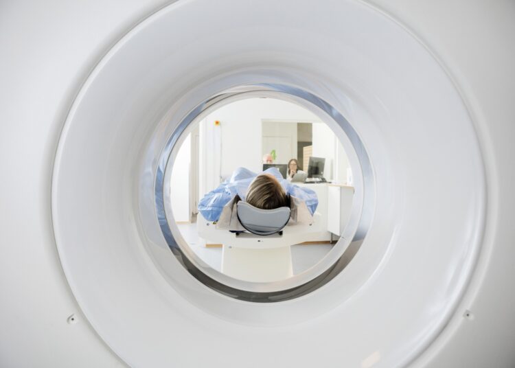 Study: Development and validation of chest CT-based imaging biomarkers for early stage COVID-19 screening. Image Credit: Tyler Olson/Shutterstock