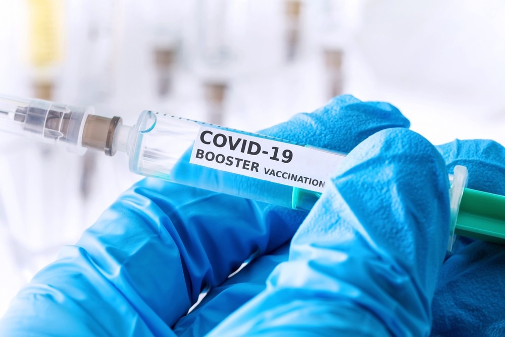 Study: Protection against Omicron from Vaccination and Previous Infection in a Prison System. Image Credit: Tobias Arhelger/Shutterstock