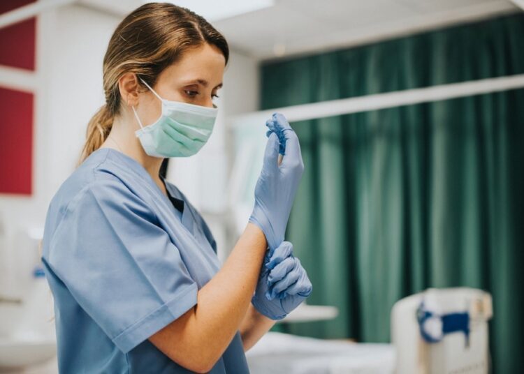 Study: Digital Technologies and the Role of Health Care Professionals: Scoping Review Exploring Nurses’ Skills in the Digital Era and in the Light of the COVID-19 Pandemic. Image Credit: Rawpixel.com/Shutterstock