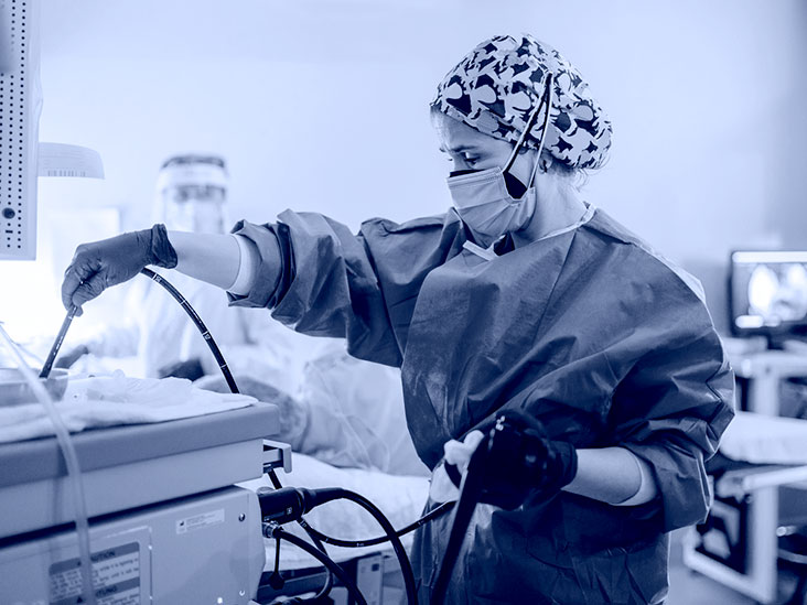 Les coloscopies réduisent le risque de cancer du côlon, mais une étude récente examine l'efficacité