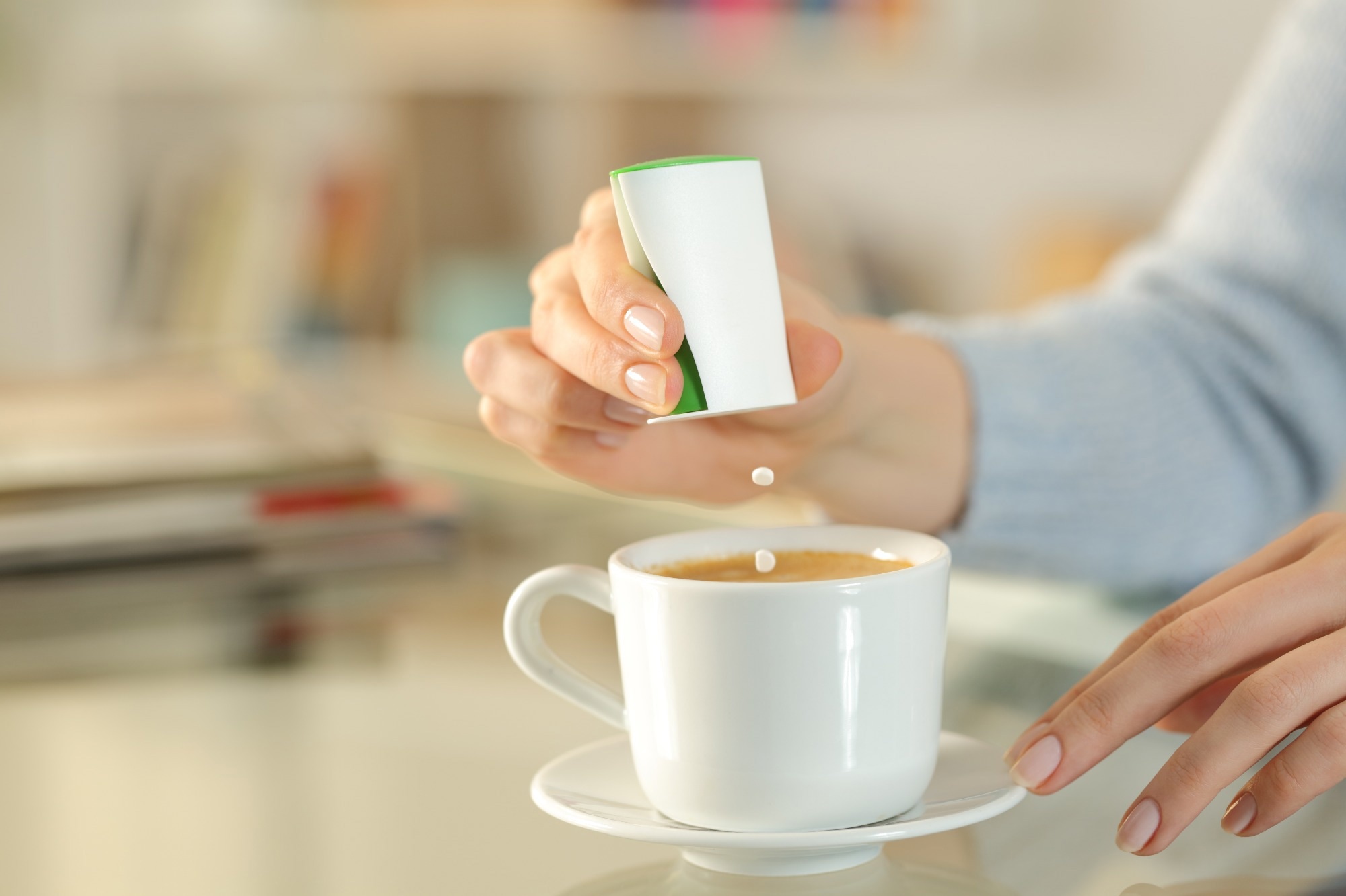 Study: No Association between Low-Calorie Sweetener (LCS) Use and Overall Cancer Risk in the Nationally Representative Database in the US: Analyses of NHANES 1988–2018 Data and 2019 Public-Use Linked Mortality Files. Image Credit: Pheelings media/Shutterstock
