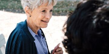 Alzheimer : les protéines cérébrales offrent des indices sur un risque plus élevé chez les femmes âgées