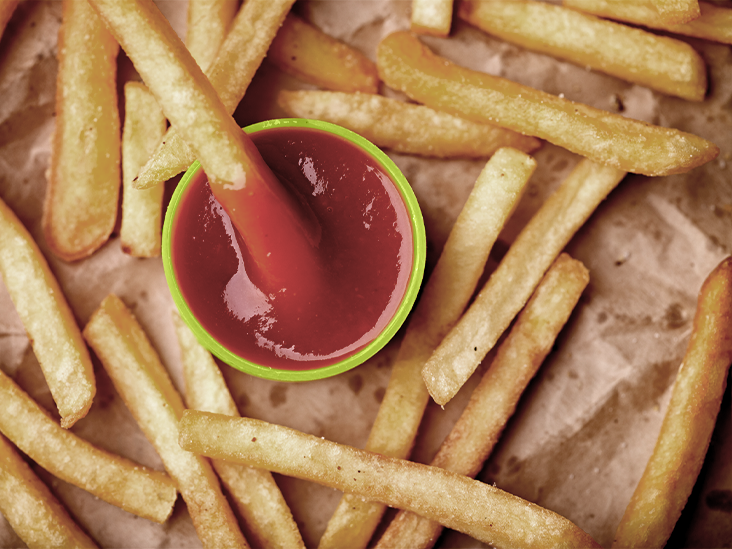 La consommation de fast-food peut augmenter le risque de maladie du foie