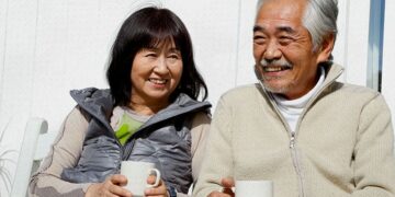 Si l'accumulation d'amyloïde fait partie du vieillissement normal, qu'est-ce qui cause la maladie d'Alzheimer ?