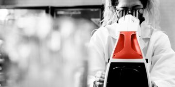 Un biomarqueur sanguin pourrait-il aider à diagnostiquer la maladie d'Alzheimer héréditaire 10 ans plus tôt ?