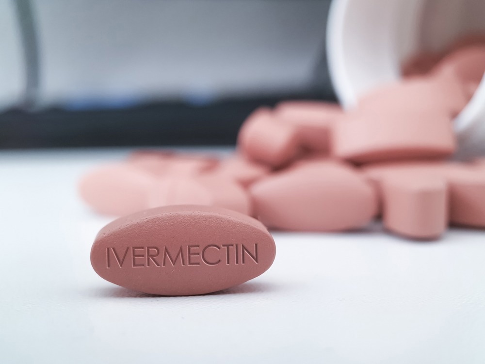 L'ivermectine à forte dose ne réduit pas la durée des symptômes de la COVID-19 chez les patients ambulatoires légers à modérés