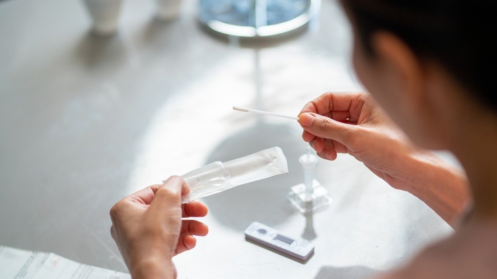 Study: Is there a “price that’s right” for at-home COVID tests? Image Credit: CandyRetriever / Shutterstock.com