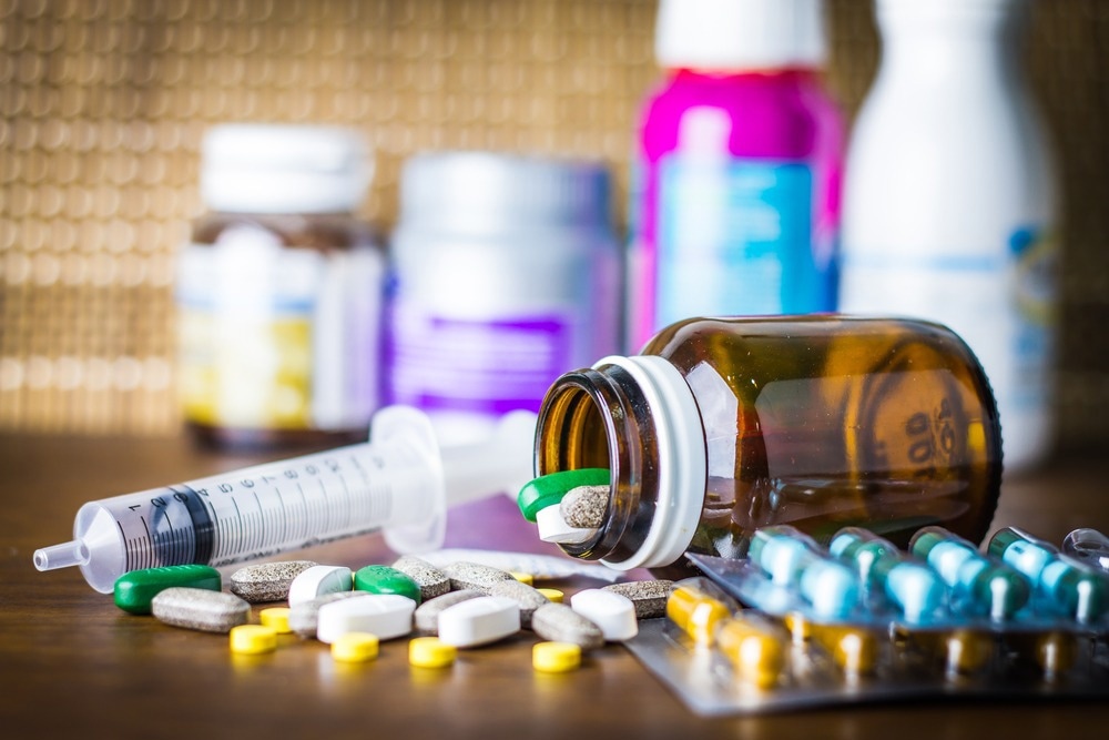 Study: Comparison of a short versus long-course antibiotic therapy for ventilator-associated pneumonia: a systematic review and meta-analysis of randomized controlled trials. Image Credit: Adul10/Shutterstock