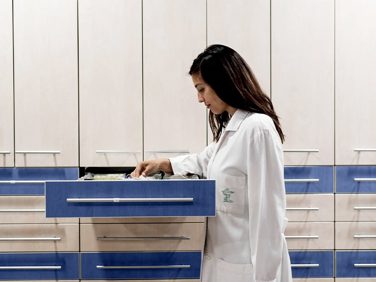 Trouble lié à l'utilisation d'opioïdes : comment laisser les pharmaciens délivrer des médicaments pourrait aider à atténuer le problème