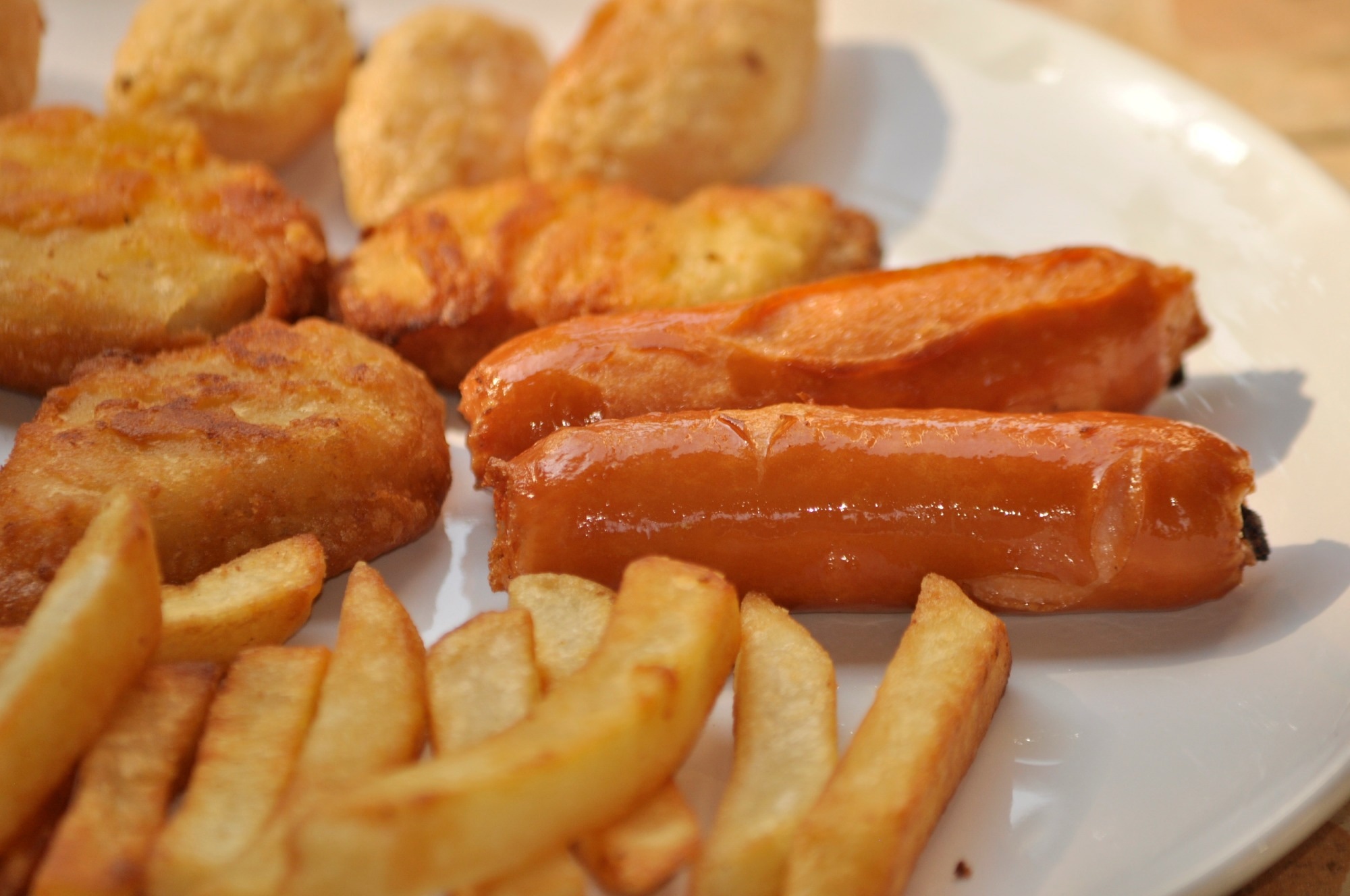 Study: Effects of ultra-processed foods on the microbiota-gut-brain axis: The bread-and-butter issue. Image Credit: Phairohchimmi/Shutterstock.com