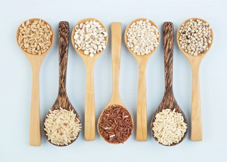 Study: The relationship between whole-grain intake and measures of cognitive decline, mood, and anxiety – a systematic review. Image Credit: kireewongfoto/Shutterstock.com