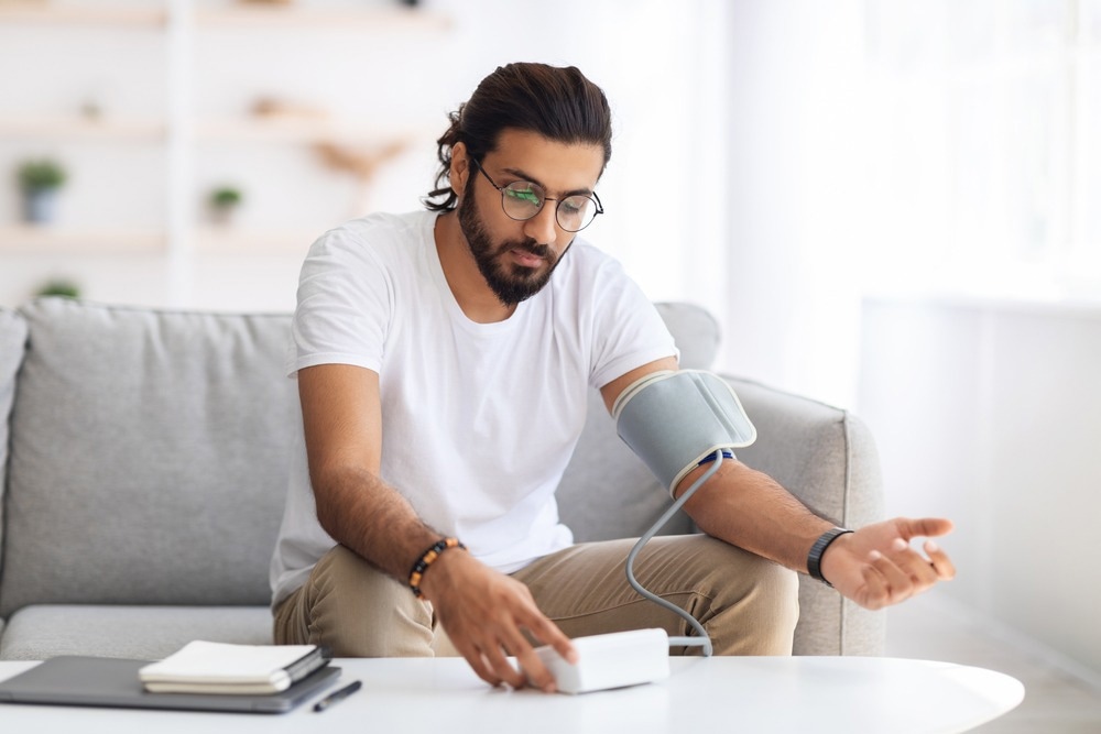 Study: Association of Early Adulthood Hypertension and Blood Pressure Change With Late-Life Neuroimaging Biomarkers. Image Credit: Prostock-studio/Shutterstock.com