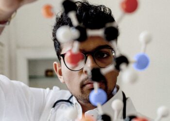 Maladie d'Alzheimer : comment une molécule de sucre peut aider à un diagnostic et à un traitement plus précoces