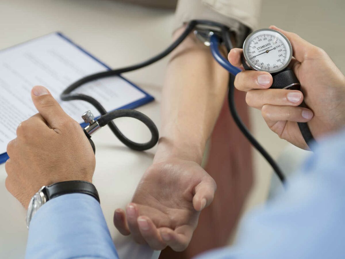 Quelles sont les causes et les risques de l’hypotension ?