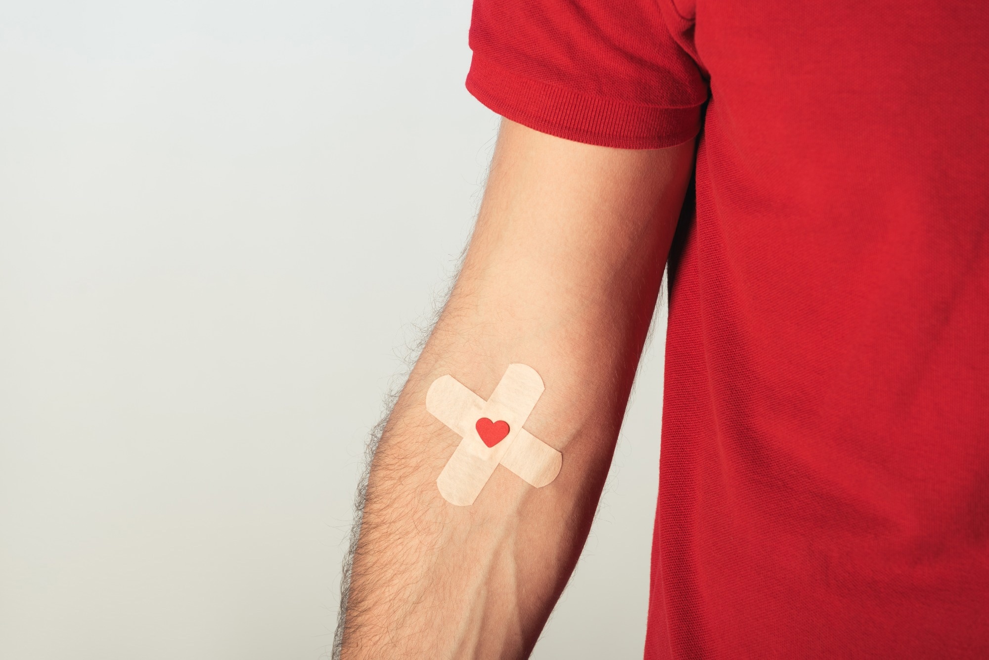 Study: Serosurveillance of SARS-CoV-2 in Welsh Blood Donors: Establishment of the surveillance system and results up to November 2022. Image Credit: LightField Studios / Shutterstock