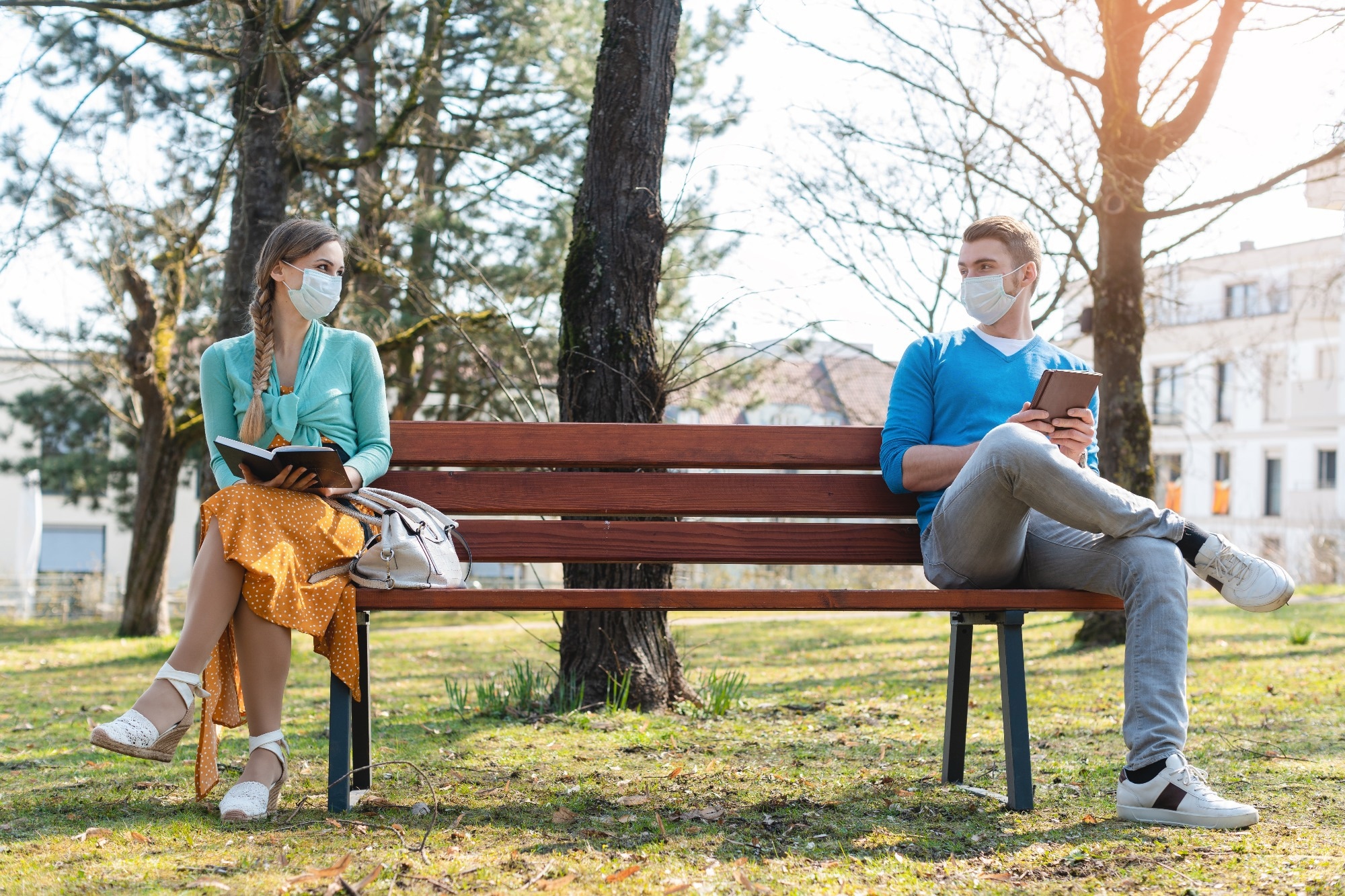 Study: Physical distancing versus testing with self-isolation for controlling an emerging epidemic. Image Credit: Kzenon / Shutterstock.com
