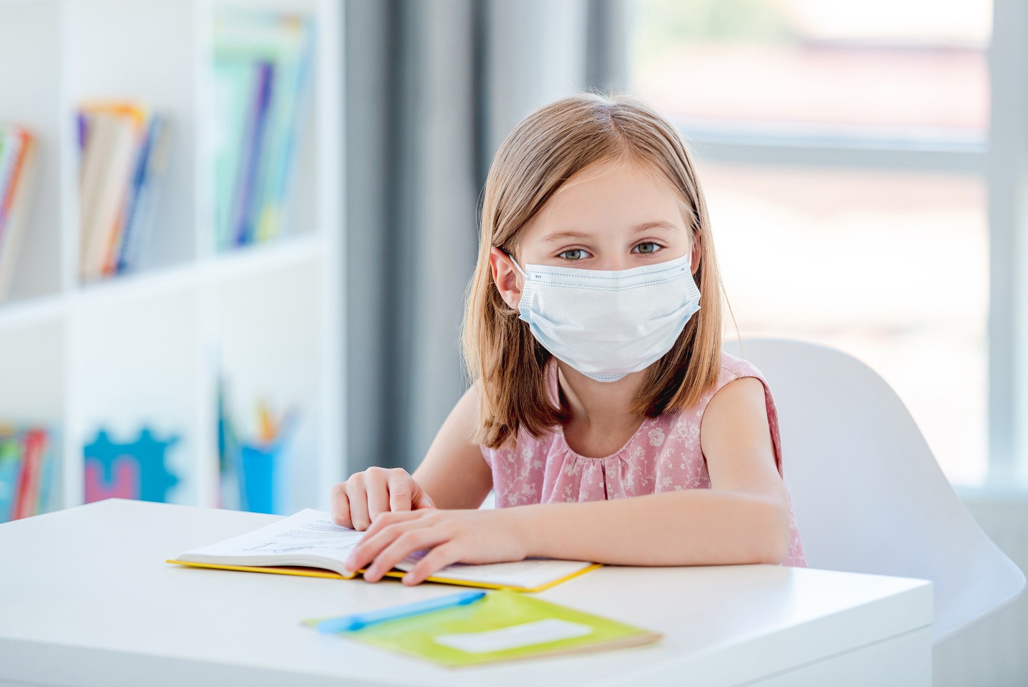 Study: Empirical evidence of transmission over a school-household network for SARS-CoV-2; exploration of transmission pairs stratified by primary and secondary school. Image Credit: Tatyana Vyc / Shutterstock.com